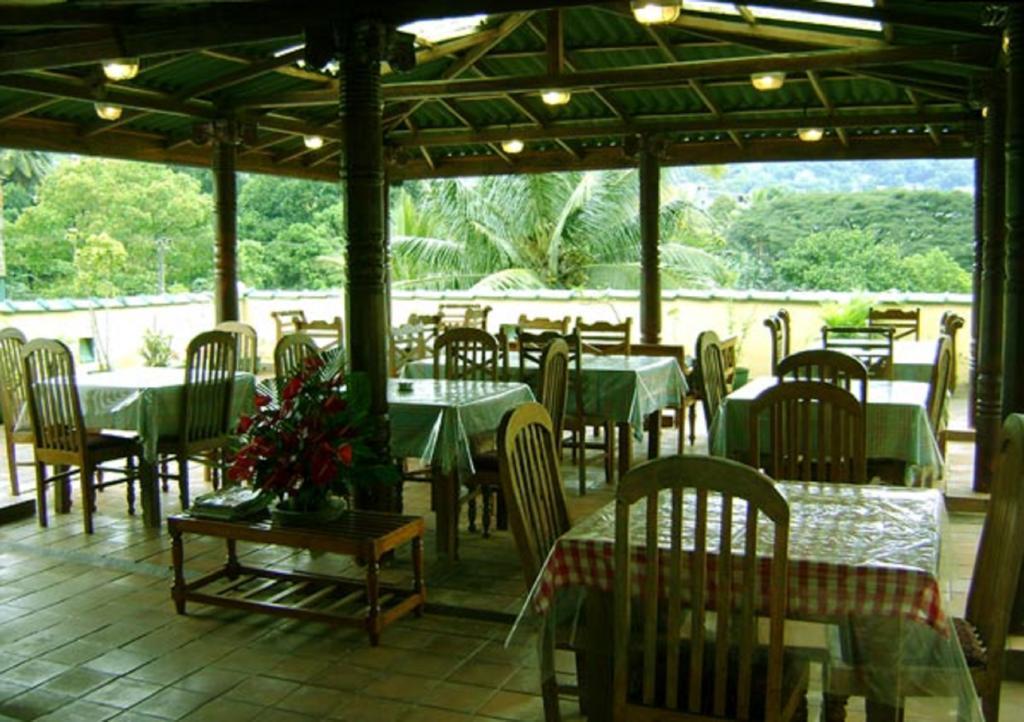 Palm Garden Home Stay Deiyannewela Luaran gambar